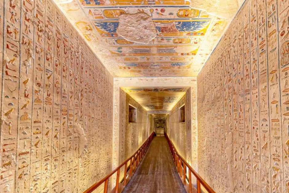 Tour Inside Pyramids Exclusive Egypt Tours Packages Unforgettable 
